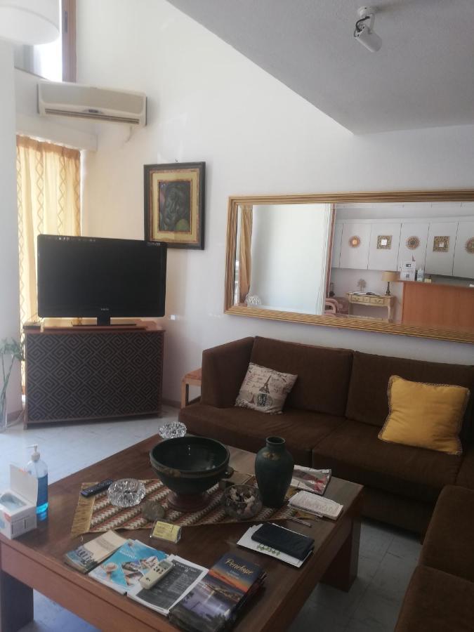 Penelope -Πηνελόπη Apartman Lutrá Edipszú Kültér fotó